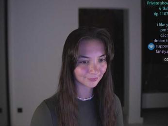 Pocahontass webcam bongacams model stream image