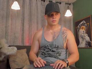 Yake Tyler webcam model stream image