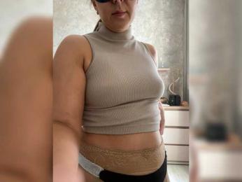 LoveCoffee webcam model stream image