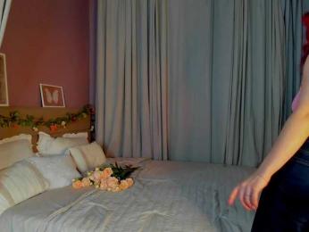 Miss-you-kiss webcam model stream image