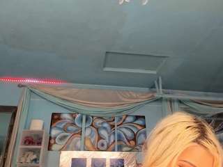 adrianna777 webcam camsoda model stream image