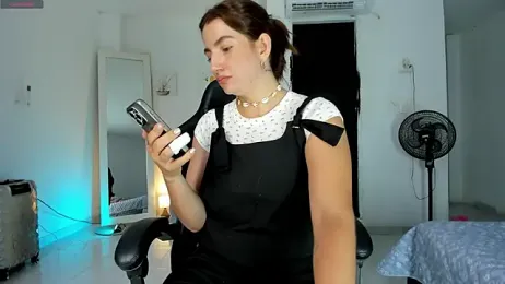 perlacobre999 webcam model stream image