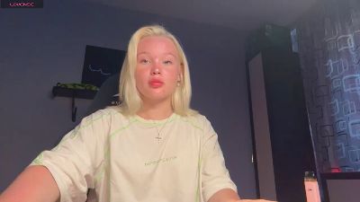 RozanneKillay webcam model stream image