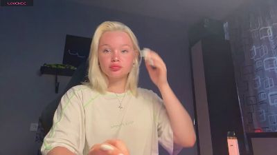 RozanneKillay webcam model stream image