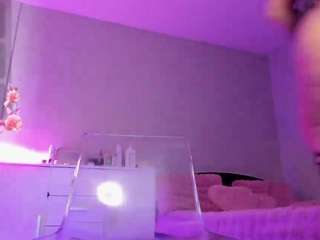 kyliejo19 webcam camsoda model stream image