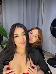 jenn_fit webcam model stream image