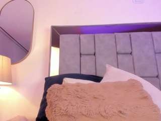 kissmeari webcam model stream image