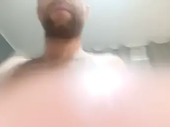 Alvarroo69 webcam model stream image