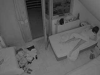 voyeurcam-julmodels-bed-7 webcam model stream image