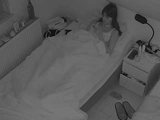 voyeurcam-julmodels-bed-7 webcam model stream image
