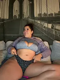 Bigbuttbrooklynn webcam model stream image