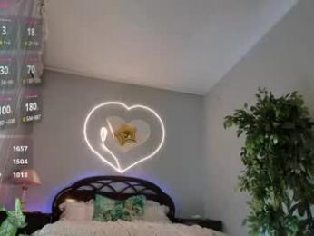 flower_nicole webcam chaturbate model stream image