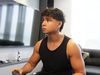 Kevin Bray webcam model stream image