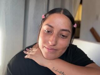 Samantha Lojan webcam model stream image
