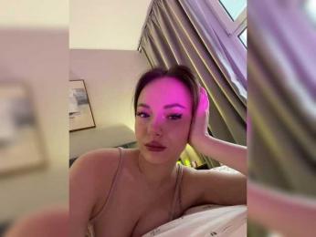 OlivkaVif webcam model stream image