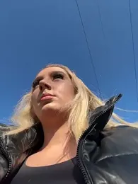 hotamanda01 webcam stripchat model stream image