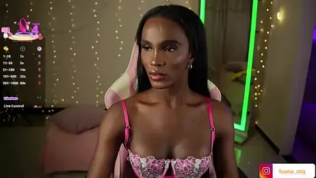 LuanaRisque webcam model stream image