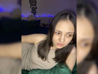 SilverSaya webcam model stream image