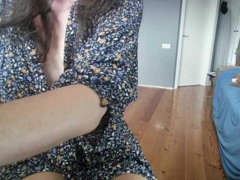 YourSerenity webcam model stream image
