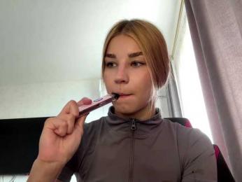 TracieSebron webcam model stream image