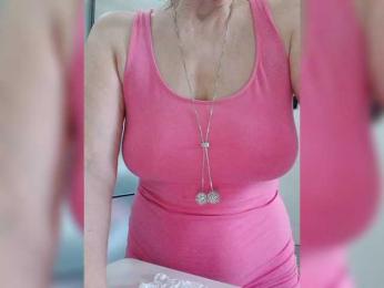 Tata42 webcam model stream image