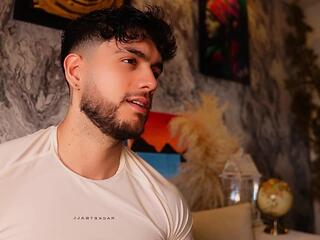 Noah Miller webcam model stream image