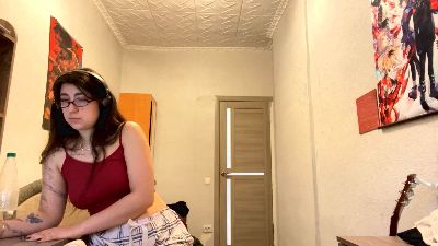 AileenAmiot webcam model stream image