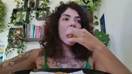 TaliMajesty webcam model stream image