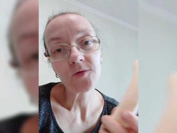 Warm-Nuar webcam model stream image