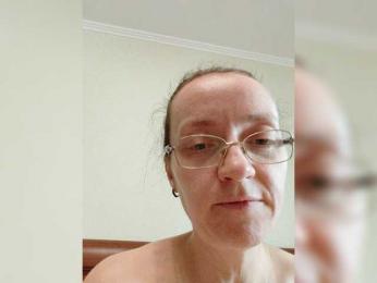 Warm-Nuar webcam model stream image