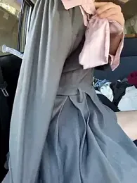 takusaki223 webcam model stream image