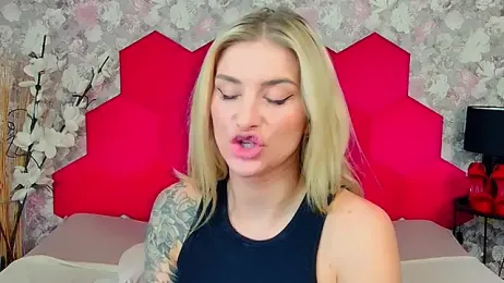 Lia_Benini webcam model stream image