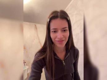 YourBella webcam model stream image
