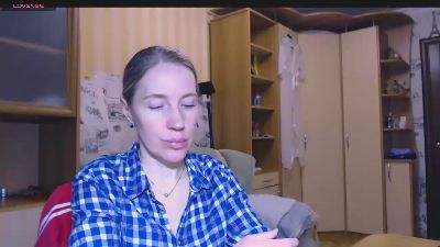 Oly_nice webcam model stream image