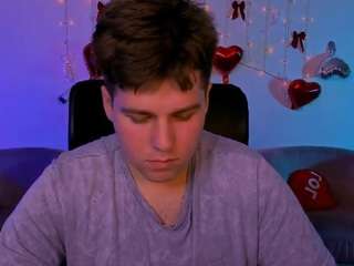 thomas-crow webcam camsoda model stream image