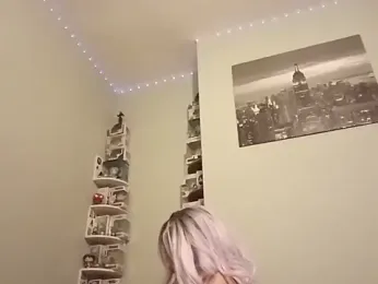 Sofialovee69 webcam model stream image