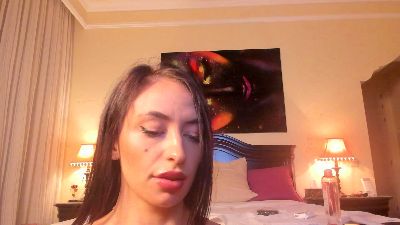 LunaMystyque webcam model stream image