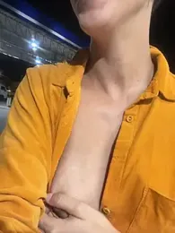 ContiGois webcam stripchat model stream image