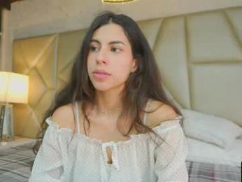 be_curiouss_ webcam model stream image