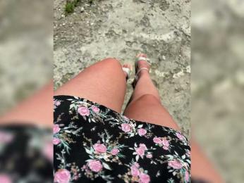 leila17 webcam model stream image