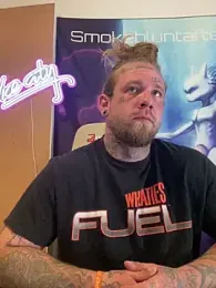 Smokebluntafterblunt webcam model stream image