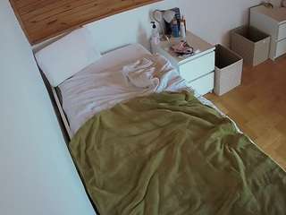 voyeurcam-julmodels-greybed-1 webcam model stream image