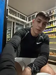 OliverWest04 webcam model stream image