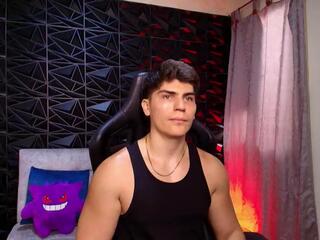 Camiilo Lopez webcam model stream image