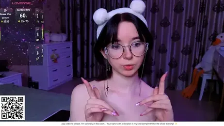 Nora_Failure webcam model stream image