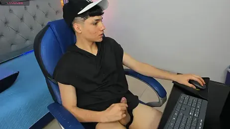 SamBlack_ webcam model stream image