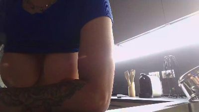 V_o1909 webcam cam4 model stream image