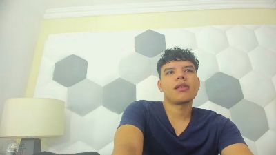 Axel_Forte webcam model stream image