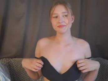 revamcallister webcam model stream image