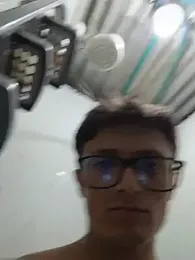 Davitfitnosuke webcam model stream image